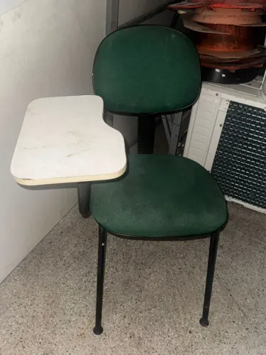 CARDEIRAS UNIVERSITÁRIA ESCOLAR.