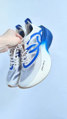 Corre Supra 2