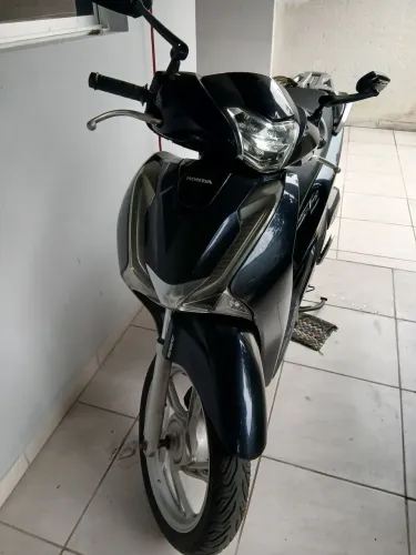 Vendo sh 150 ótimo estado revisão feita na loto panter