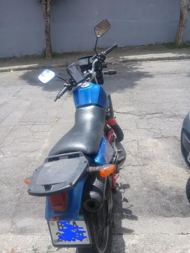 Vende - ou troca por moto menor