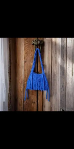 Bolsa de croche tendencia azul royal