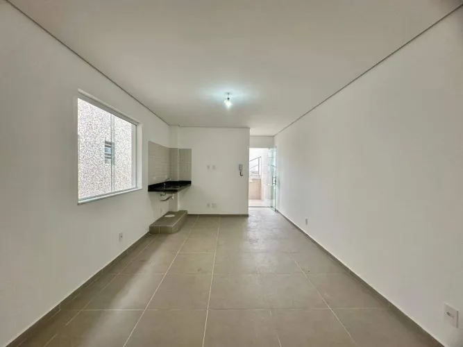 Casa à venda  4 quartos, piscina , churrasqueira e salao de festa