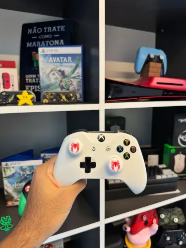 Controle xbox one s semi-novo