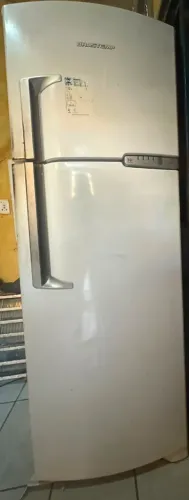 Vende-se geladeira 