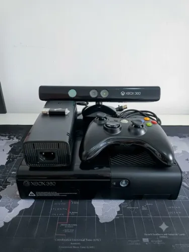 Xbox 360 SuperSlim Desbloqueado + Kinect