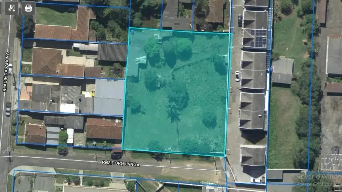 Terreno à venda no bairro Orleans com 1.958m²