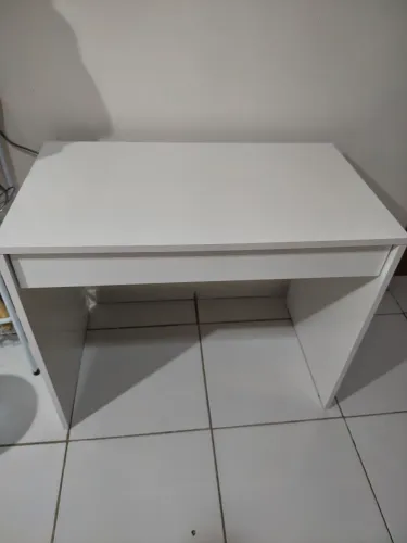 ? VENDO ESCRIVANINHA / MESA BRANCA COM GAVETA