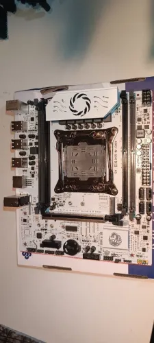 Kit Xeon X99 D4H Soyo novo+Xeon 2680V3