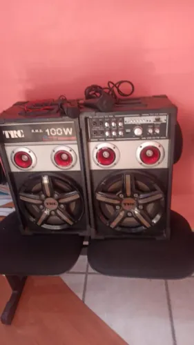 Amplificador com alto falante