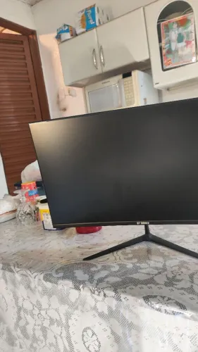 Vendo monitor GT gamer 144hz com defeito