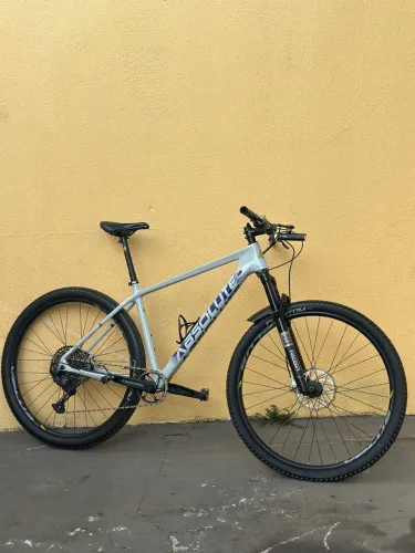 Bike de carbono absolut prime