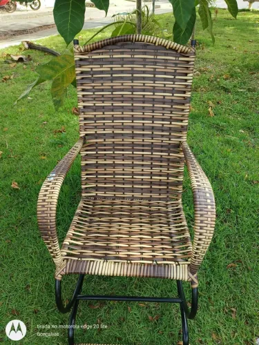 CADEIRA DE BALANÇO
