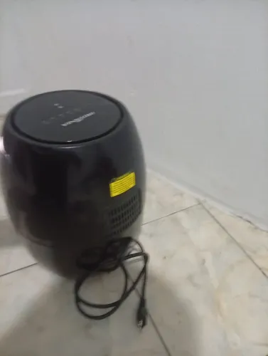 VENDO AIR FRAY DA BRYTANIA POR 100 REAIS ...