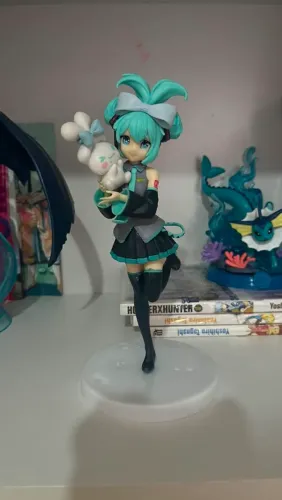 Figure Hatsune Miku cinnamoroll bootleg