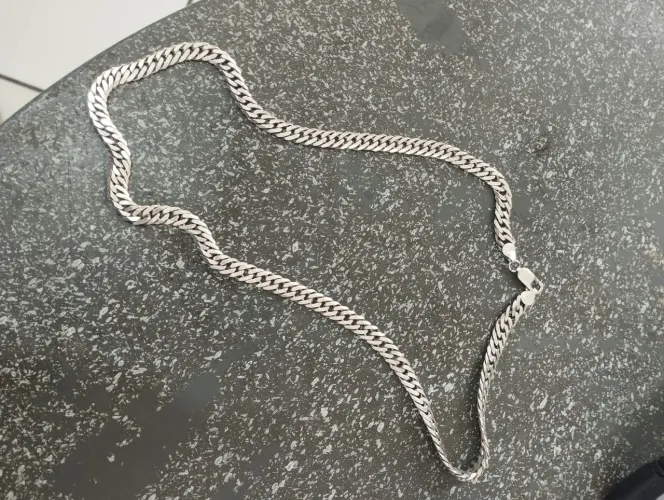 Cordão de prata