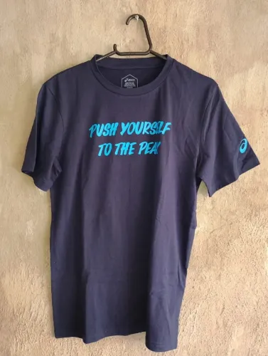 Camiseta Asics