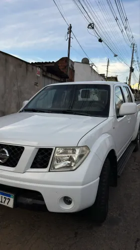 Nissan Frontier XE CD 4X2 2.5 TB Diesel 2010
