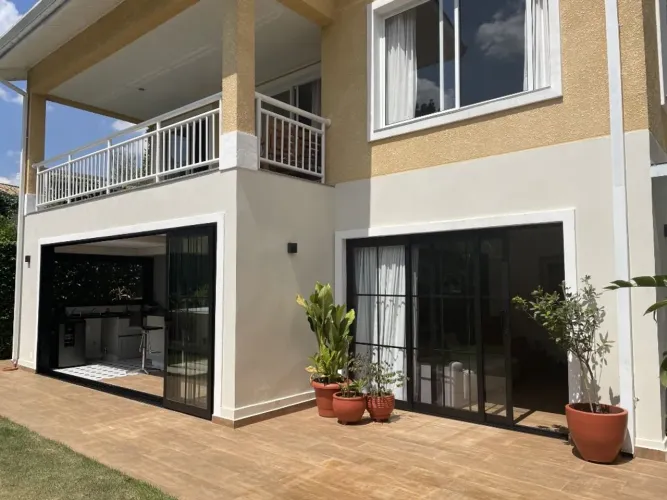 Casa com 3 dormitórios à venda, 250 m² por R$ 2.800.000,00 - Granja Viana - Cotia/SP