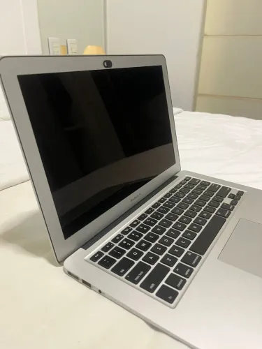 MacBook Air 13 