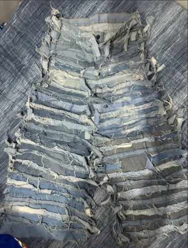 calça upcycling