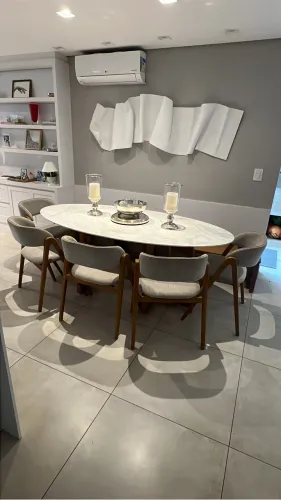 Tampo oval 2 m x 1 m em mármore branco paraná 