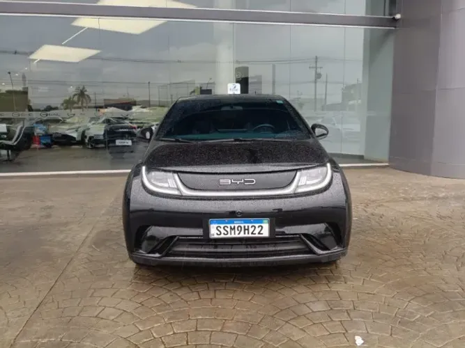 BYD Dolphin EV (Elétrico) 2025