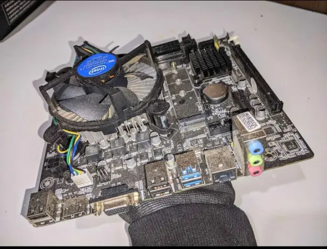 PLACA MÃE INTEL H61