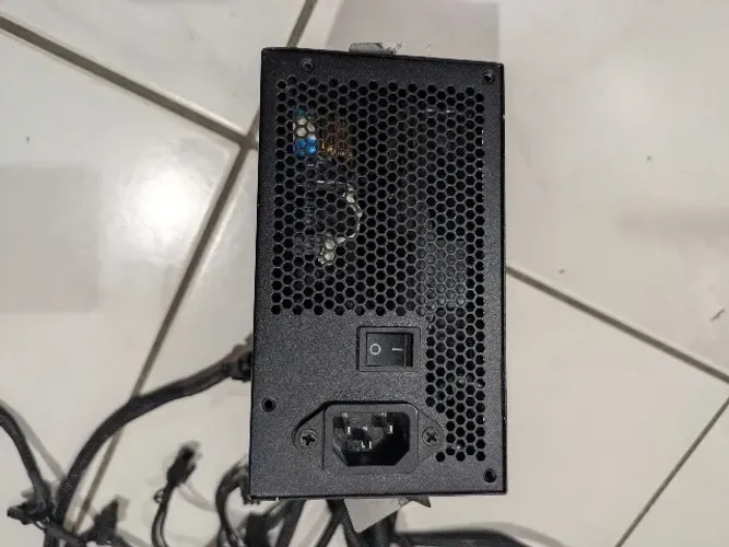 FONTE CORSAIR CX750W 80 PLUS BRONZE
