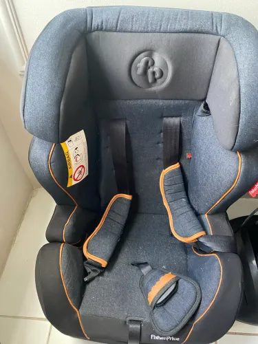 Vendo Bebê conforto marca FishePrice semi novo. Valor 250 reais  . Valor 