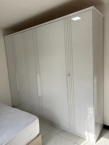 Guarda Roupa MDF 6 Portas / 4 Gavetas