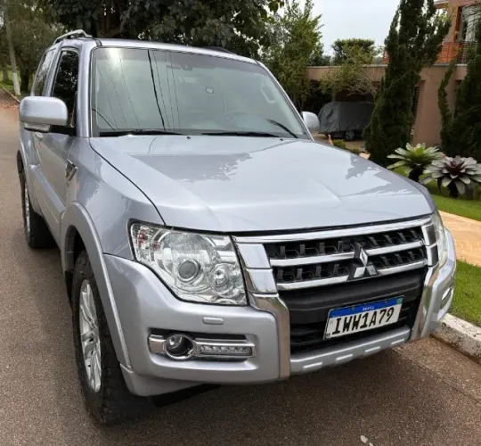 Mitsubishi Pajero HPE Full 3.2 4X4 T.i.dies.3p Aut. 2016