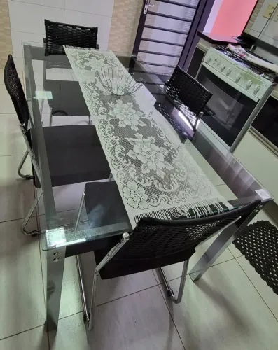 Mesa de vidro 6 cadeiras