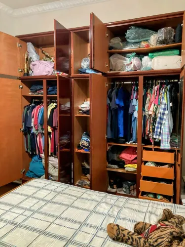 Guarda Roupa 2.40 alt. 2.40 comp. 59 prof
