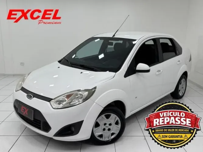 Ford Fiesta Sedan SE 1.6 8V Flex 4P 2014