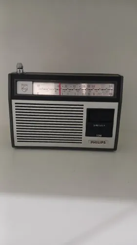 Rádio antigo