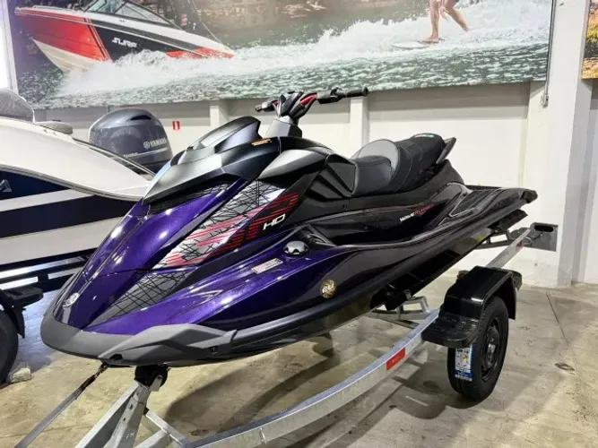 JET WAVERUNNER GP HO