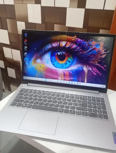 Notebook Lenovo com nota fiscal