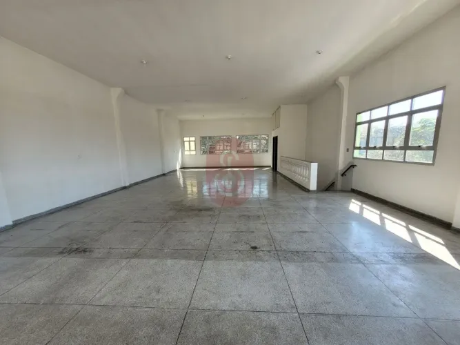 Prédio comercial na Vila Formosa
