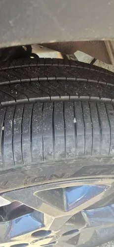 Pneus seminovos 90%excelente estado hamkuk 175 55/r16