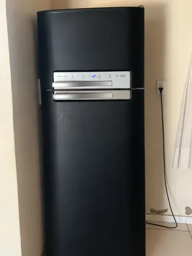 Vendo geladeira seminova