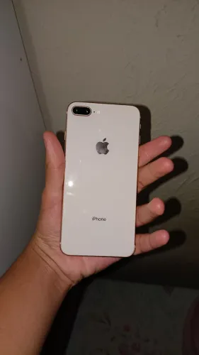 iPhone 8 plus leia a descrição.