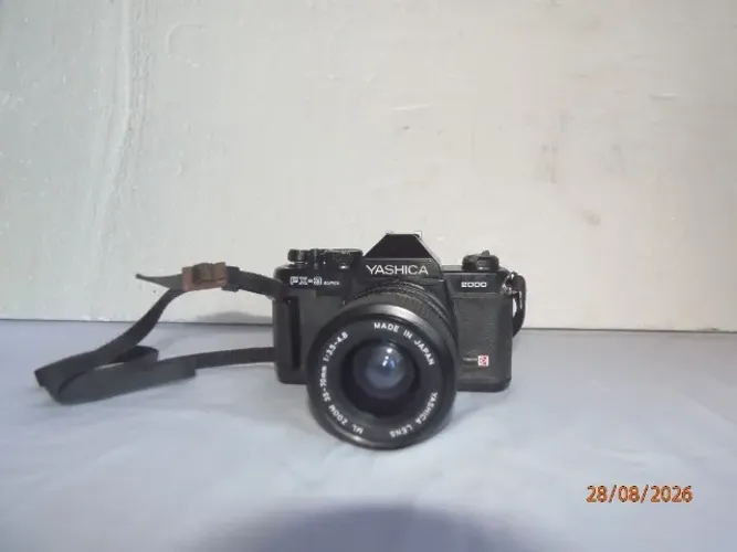 Câmera Fotográfica Analógica Yashica FX-3 Super 2000