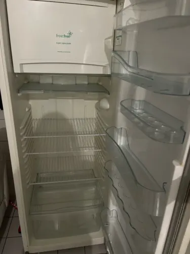 Geladeira seminova