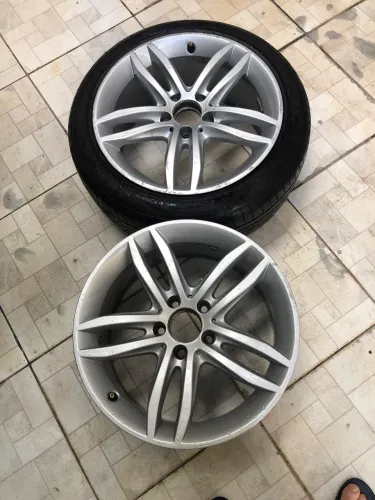 2 Rodas Originais Mercedes C180