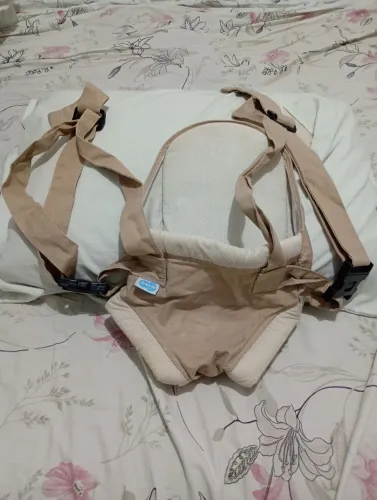 Canguru para bb bege semi novo buboim