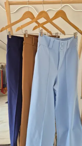 Calça alfaiataria pantalona P e GG
