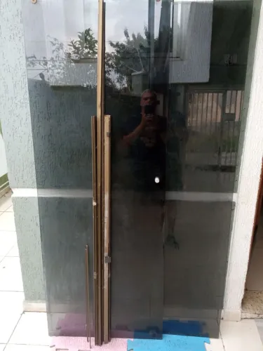 Box de vidro fumê 