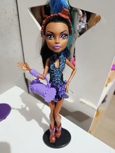 Boneca Monster High 