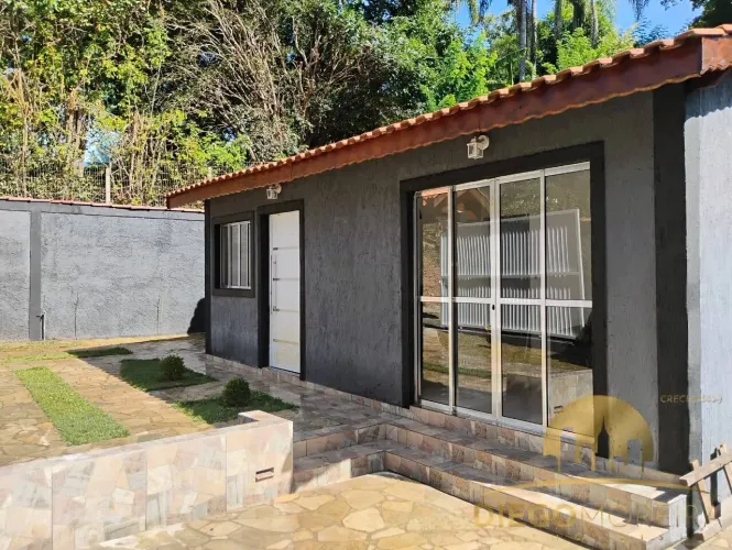 Casa com Piscina à Venda  Excelente Oportunidade!