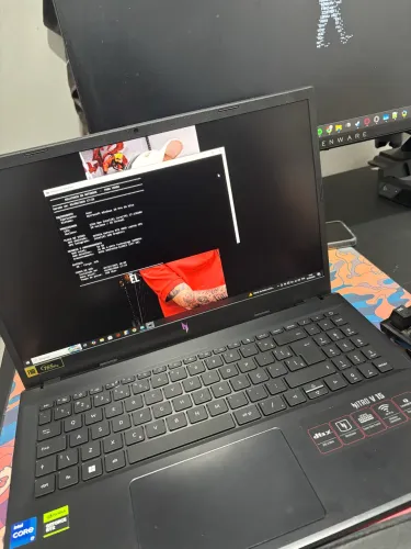 Notebook Acer Nitro V15 Gamer | i7 13g + RTX 4050 6GB | 165Hz